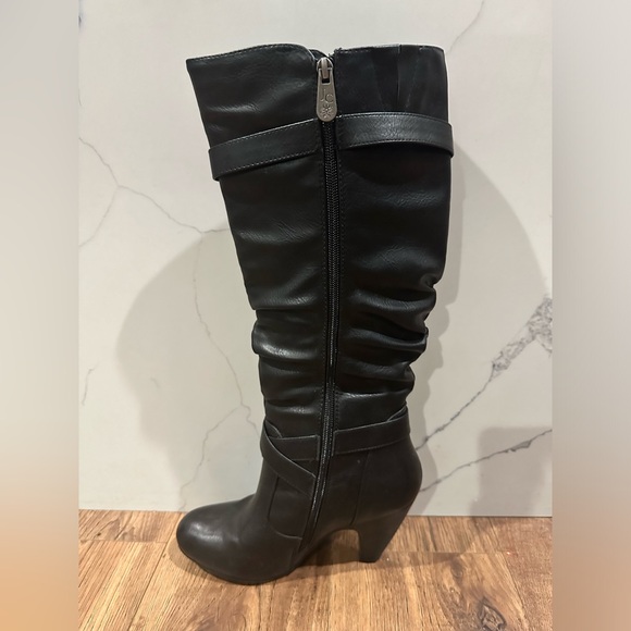 Black Jessica Cline boot - Picture 2 of 6